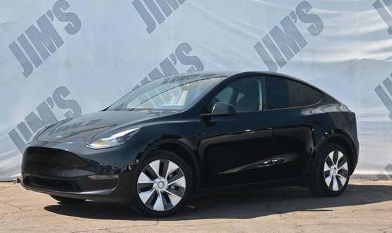 TESLA MODEL Y 2022 7SAYGDEE3NF557877 image